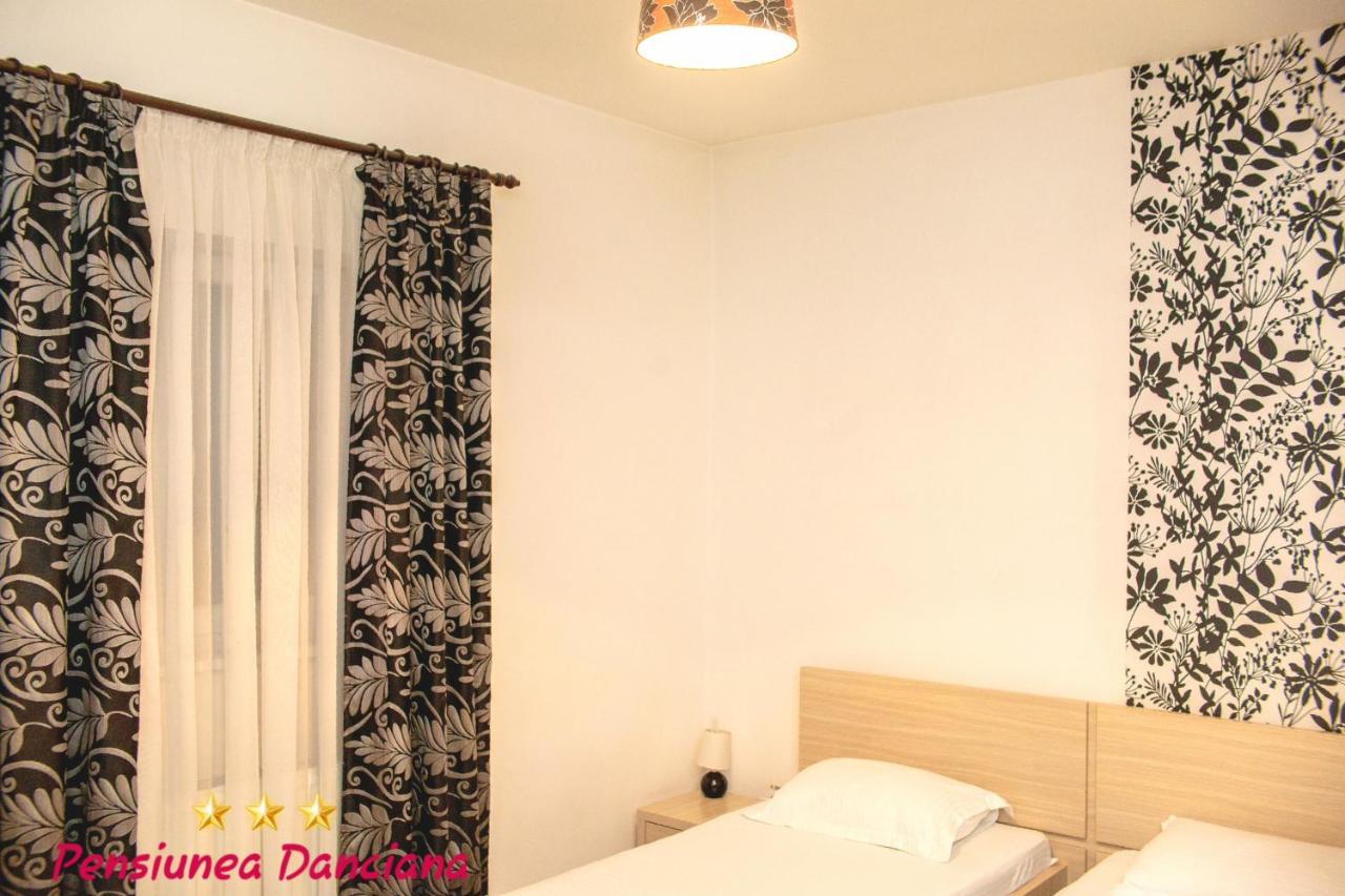 Pension Daciana Bacau Exterior photo